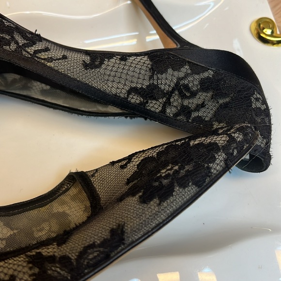 MANOLO BLAHNIK HEELS - Picture 6 of 9